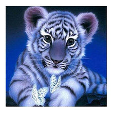 Load image into Gallery viewer, 50x50-Square Drill-Full Drill-Poured Glue-Diamond Painting-Tiger Cub
